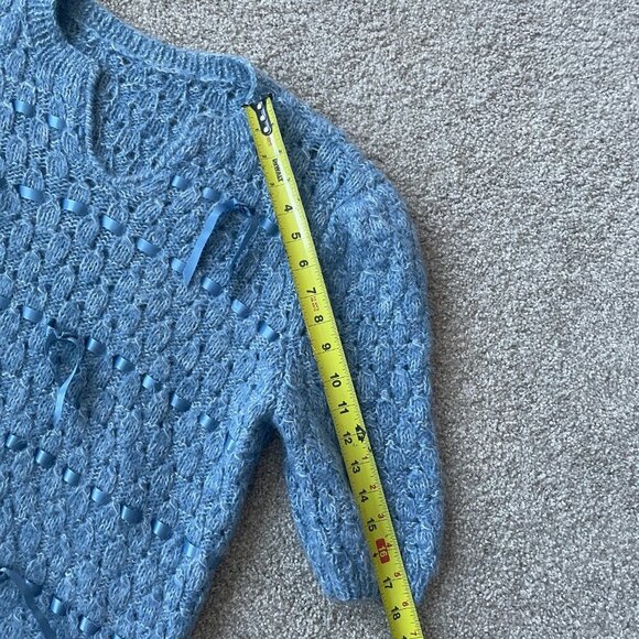 Vintage Silhouette Hand Knitted Short Sleeve Sweater with Basket Weave - Picture 8 of 10